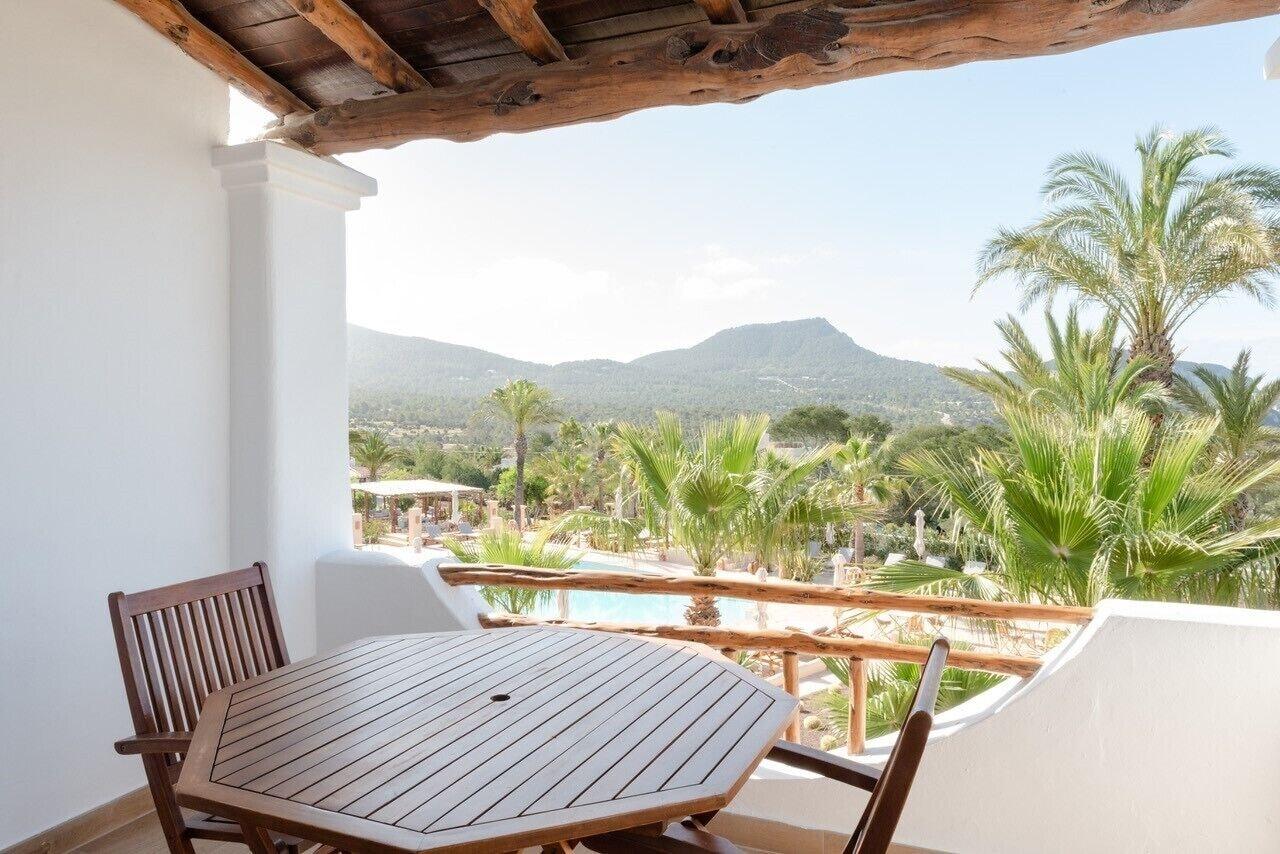 Petunia Ibiza (Adults Only) Hotel Кала Вадела Екстериор снимка