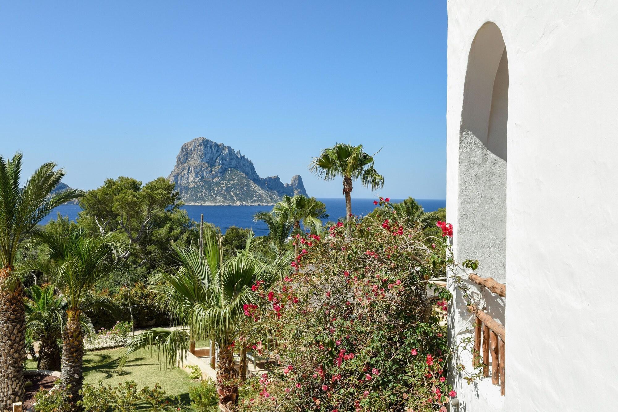 Petunia Ibiza (Adults Only) Hotel Кала Вадела Екстериор снимка