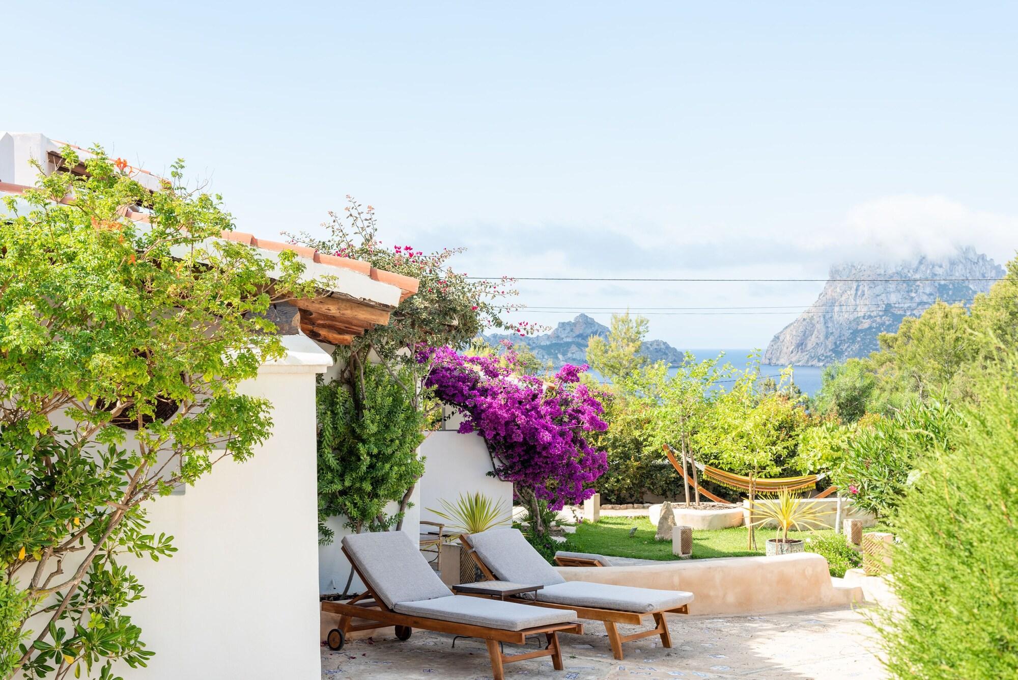 Petunia Ibiza (Adults Only) Hotel Кала Вадела Екстериор снимка