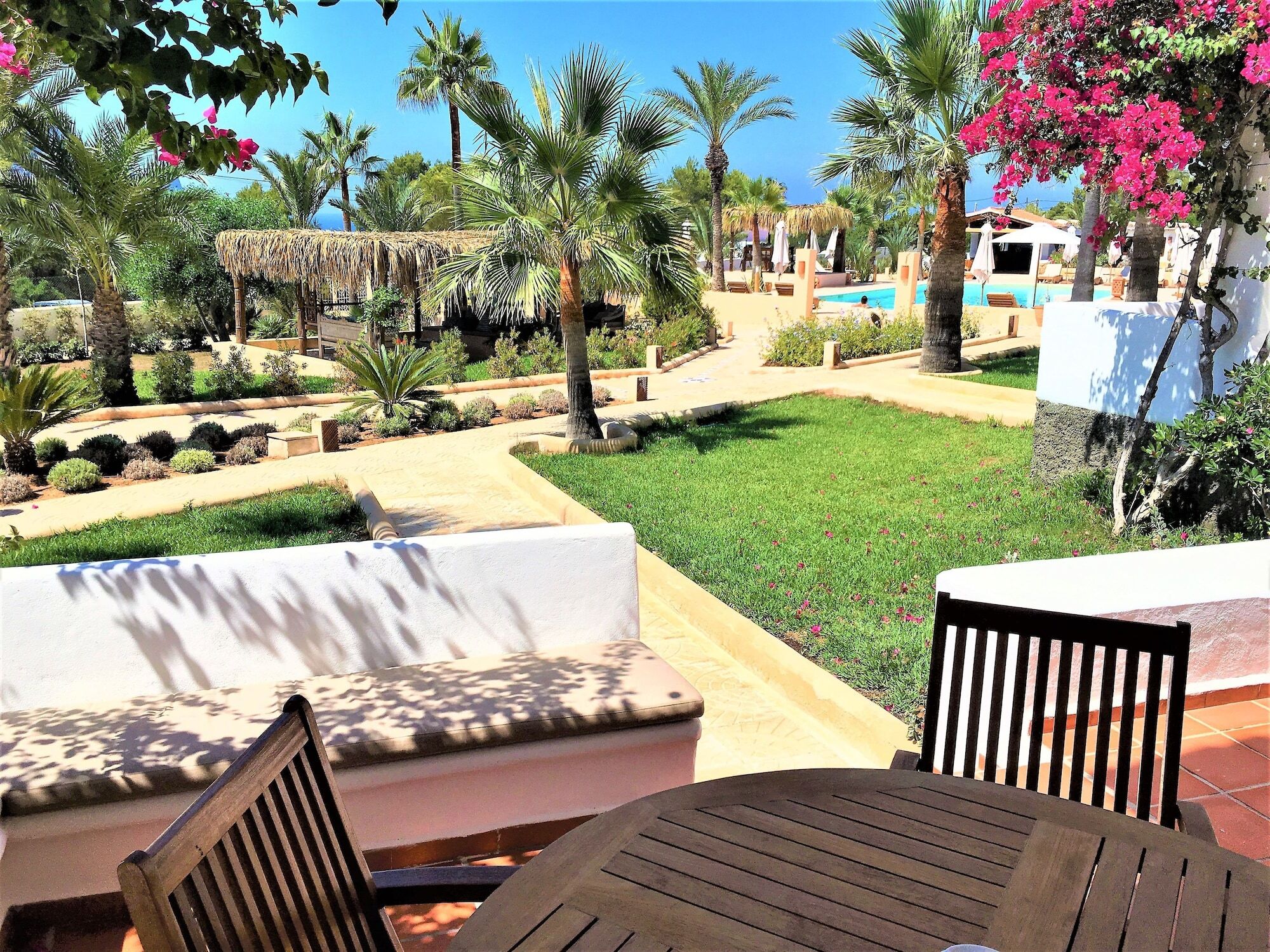 Petunia Ibiza (Adults Only) Hotel Кала Вадела Екстериор снимка