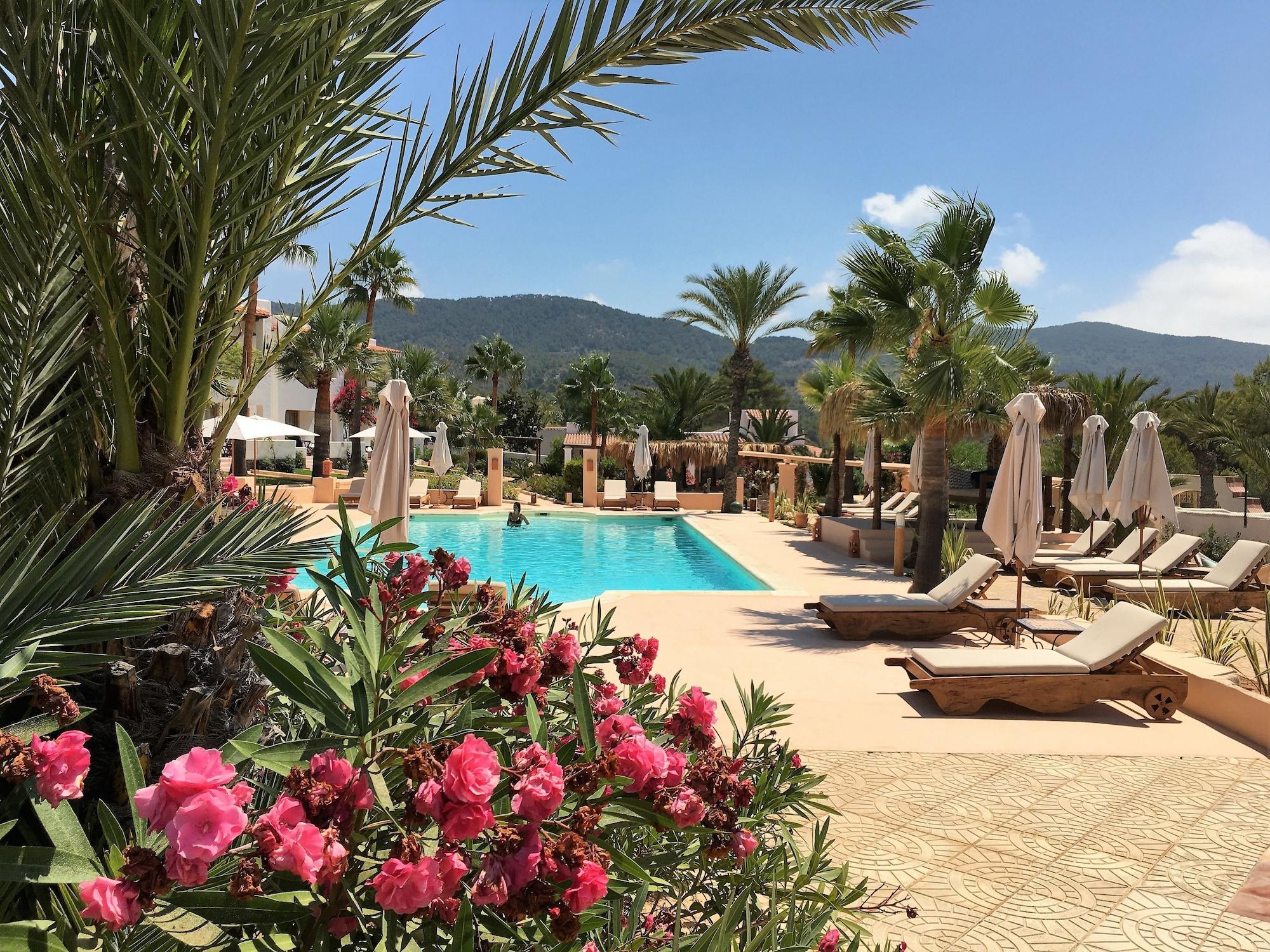 Petunia Ibiza (Adults Only) Hotel Кала Вадела Екстериор снимка